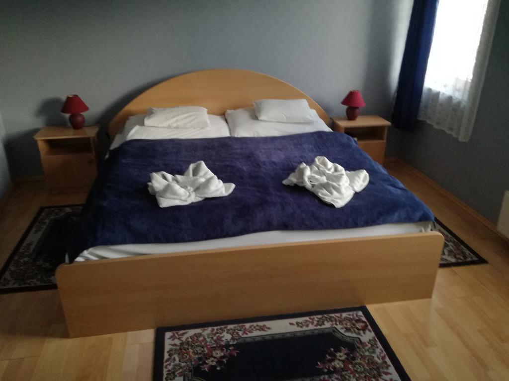 Hotel Arany Trofea Eğri Dış mekan fotoğraf
