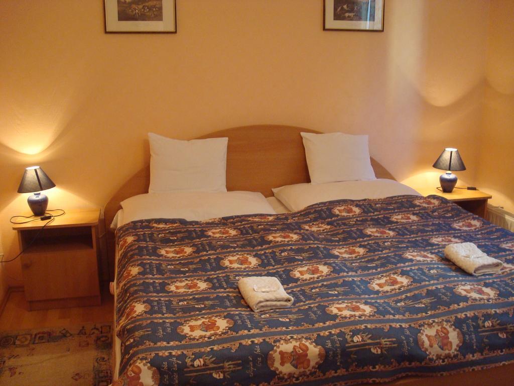 Hotel Arany Trofea Eğri Dış mekan fotoğraf