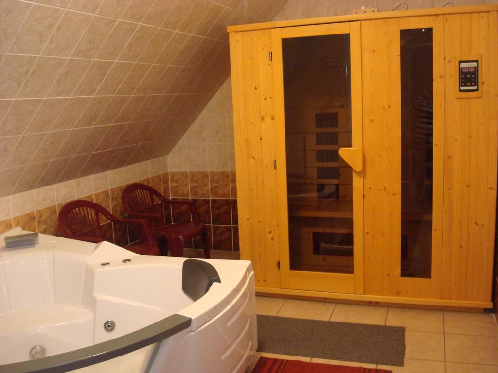 Hotel Arany Trofea Eğri Dış mekan fotoğraf