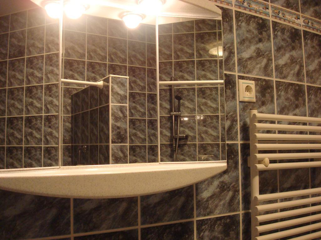 Hotel Arany Trofea Eğri Oda fotoğraf